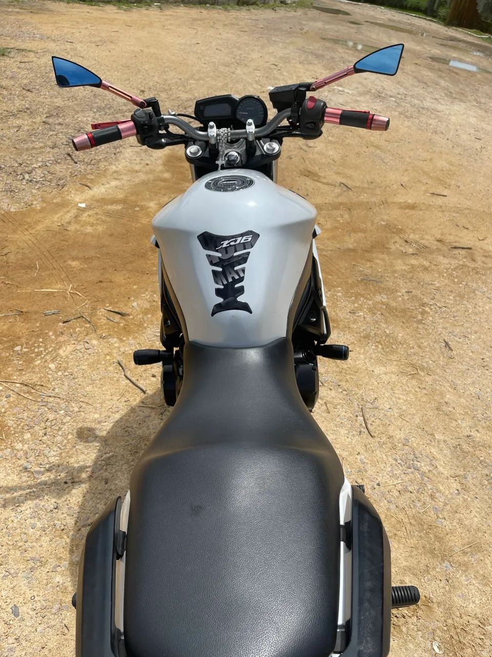 XJ6 2012 BRANCA  - Foto 2