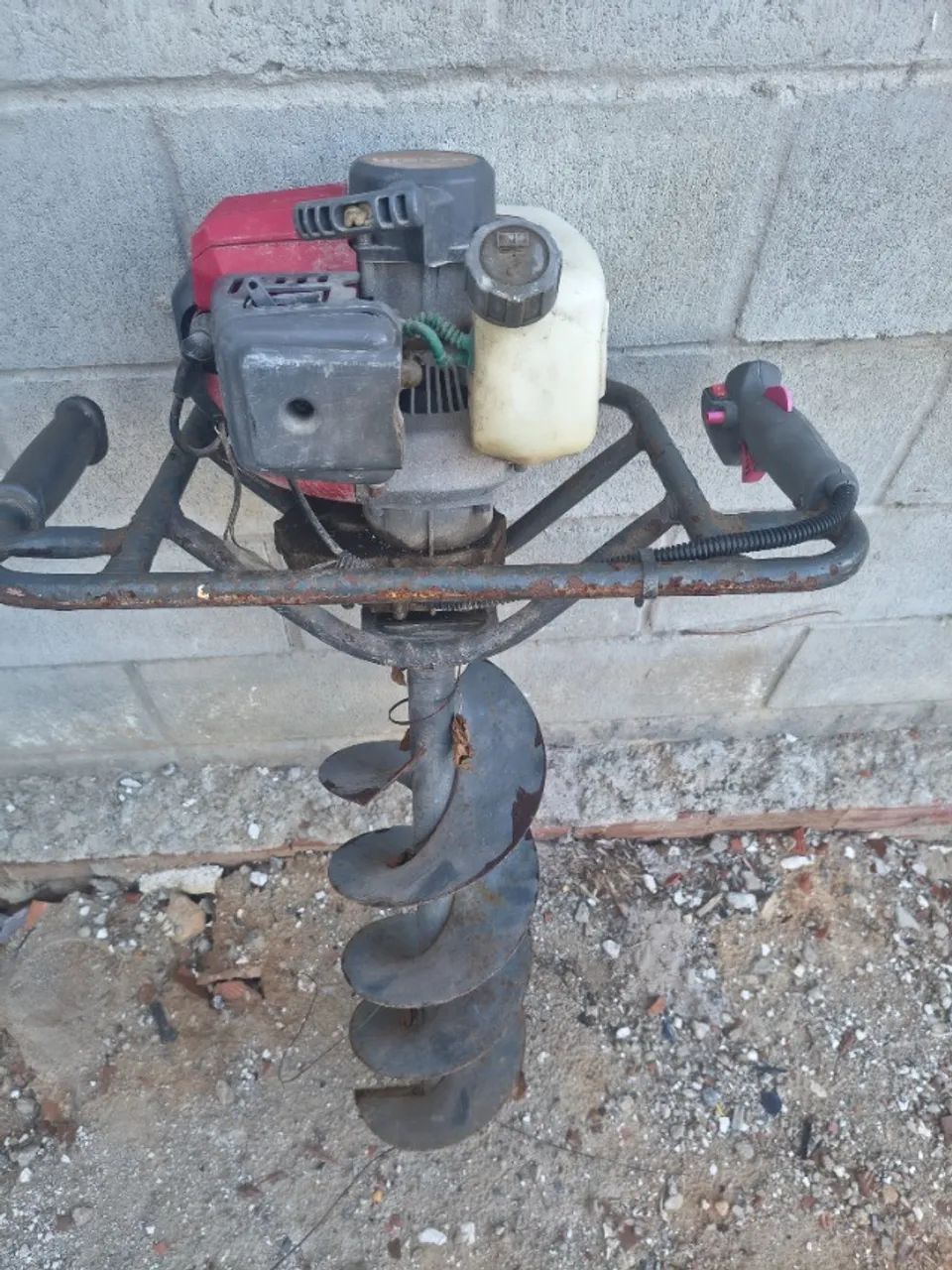 Perfurador De Solo Gasolina Branco Bps52 + Broca De 30cm - Foto 4