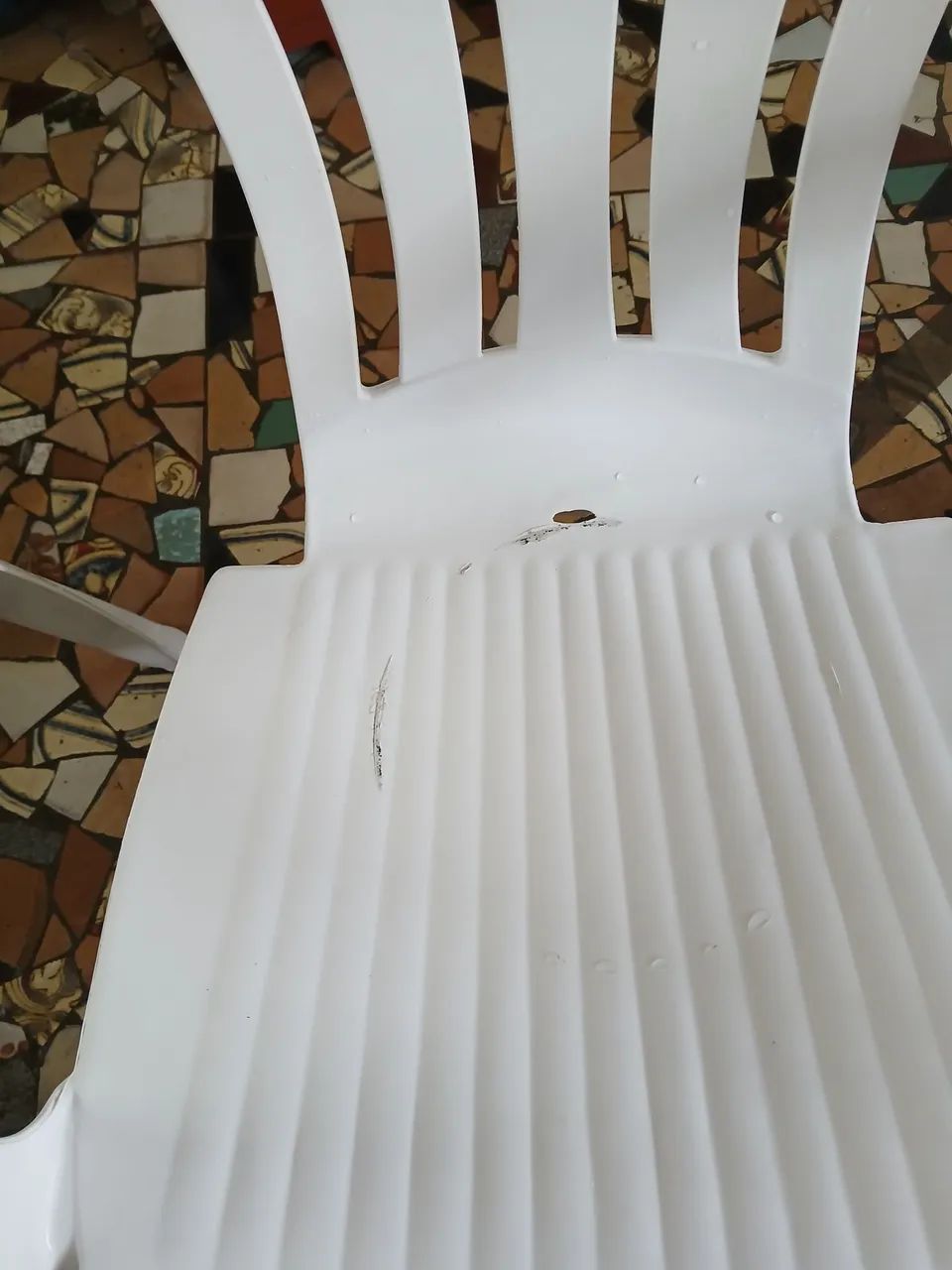 Cadeira plastica TRAMONTINA  - Foto 4