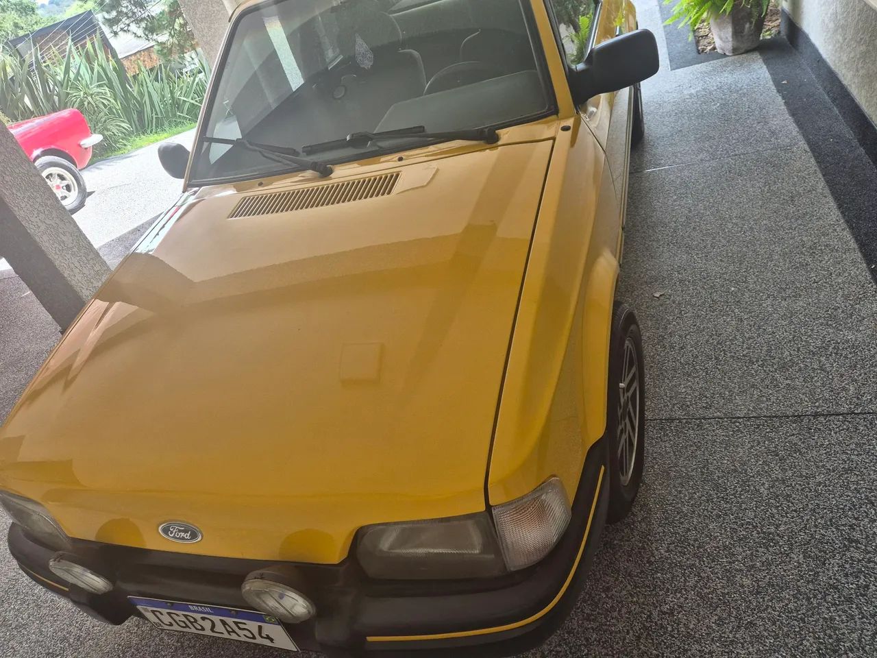 Ford Escort Escort XR3 1.8 / 1.6 Conversível 1988