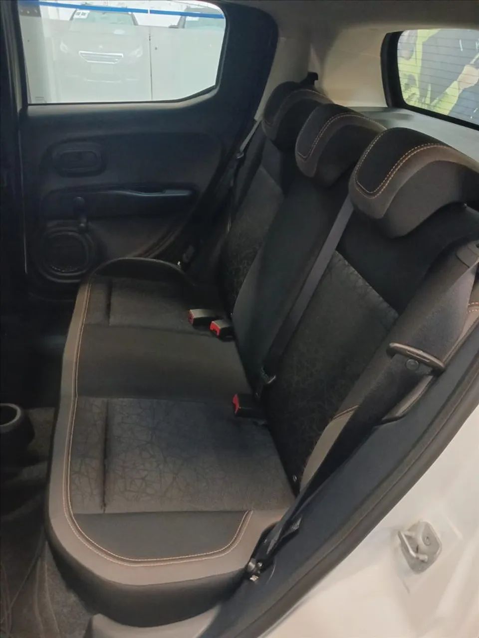 Fiat Mobi TREKKING 1.0 Flex 5p., foto 16 de 16