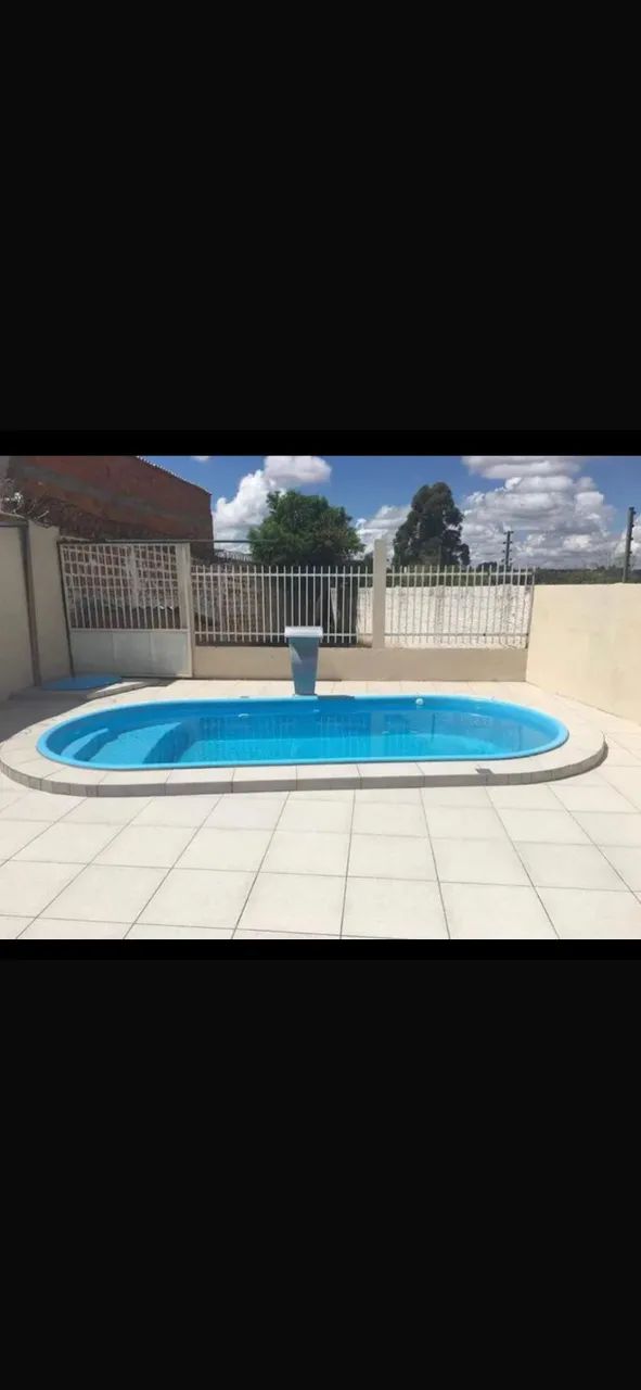 Piscina de fibra instalada 