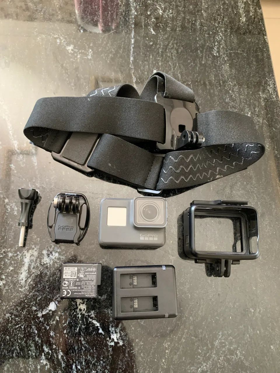 GOPRO HERO 6 BLACK troco por iPhone 