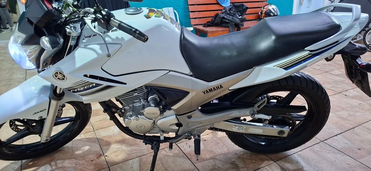 Fazer 250 2015