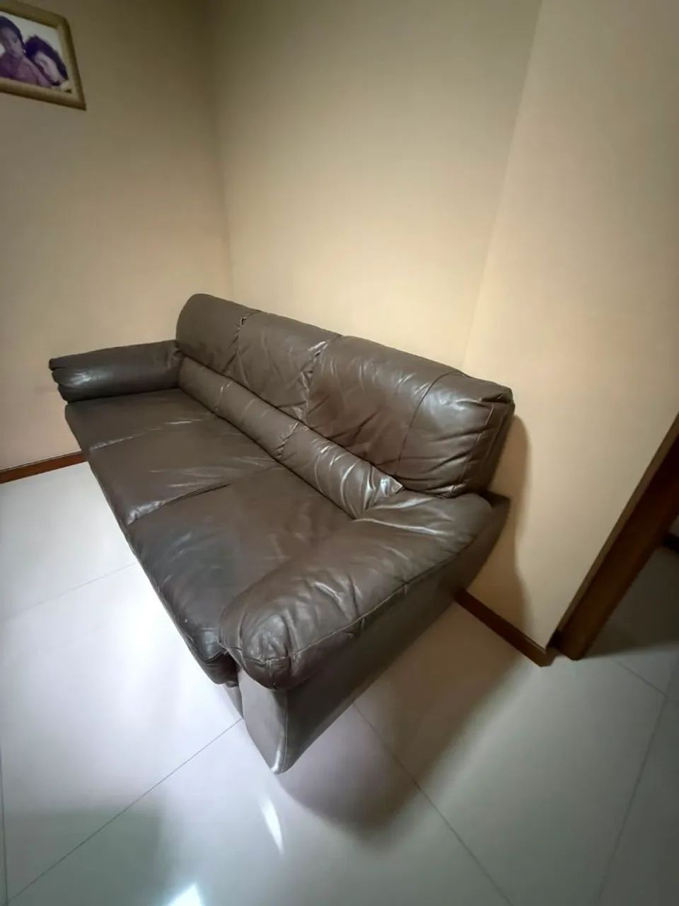 Sofá em couro leg ítimo - Foto 2