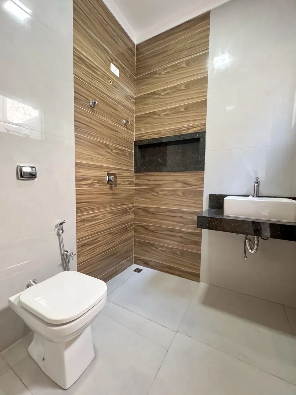 Venda | Casa com 3 quartos (1 suíte) - Jd. dos Pássaros, Maringá. - Foto 4