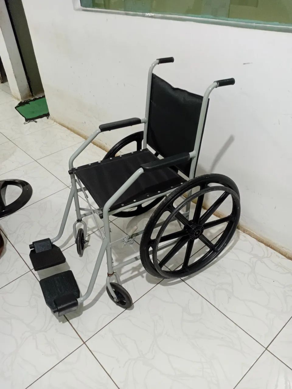 Cadeira de rodas  - Foto 5