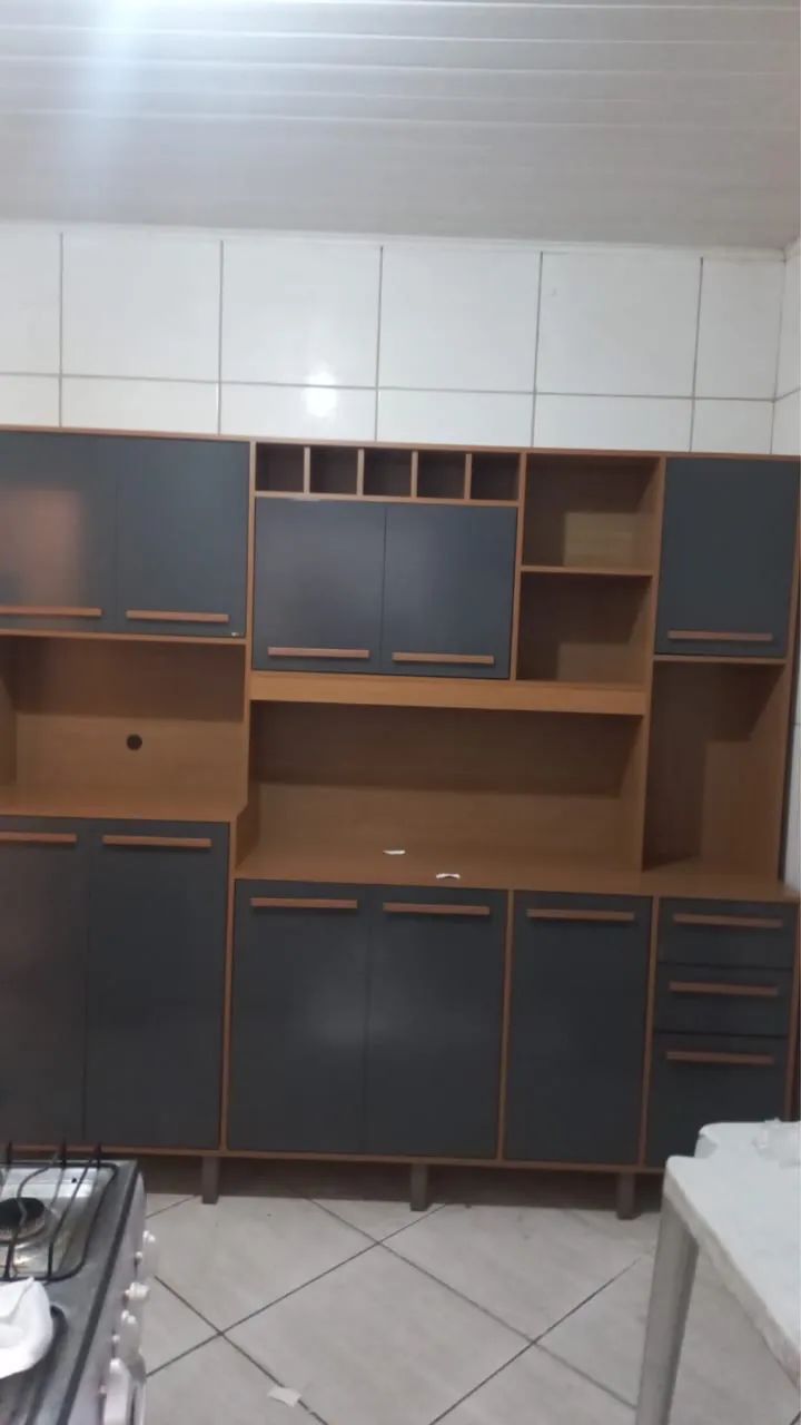 Armário MDF e mesa - Foto 2