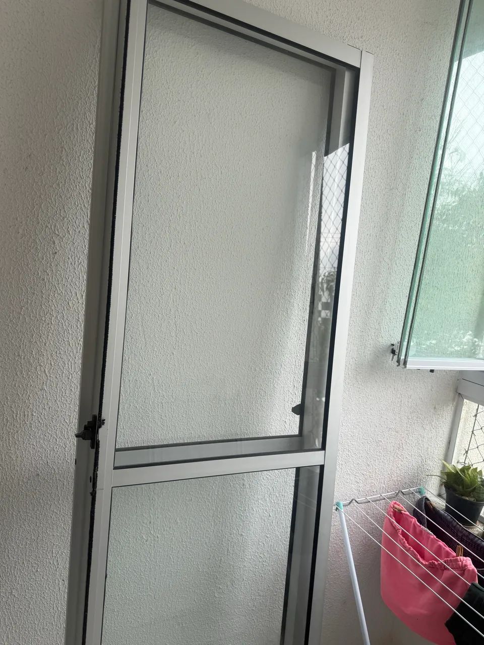 Porta de alumínio com vidro - Foto 4