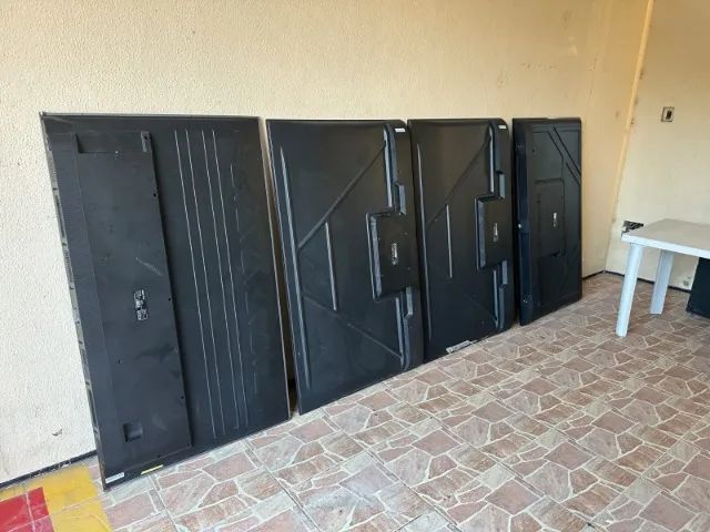 LOTE COM 4 TVs DE 65? PARA RETIRADA DE PEÇAS - Foto 2