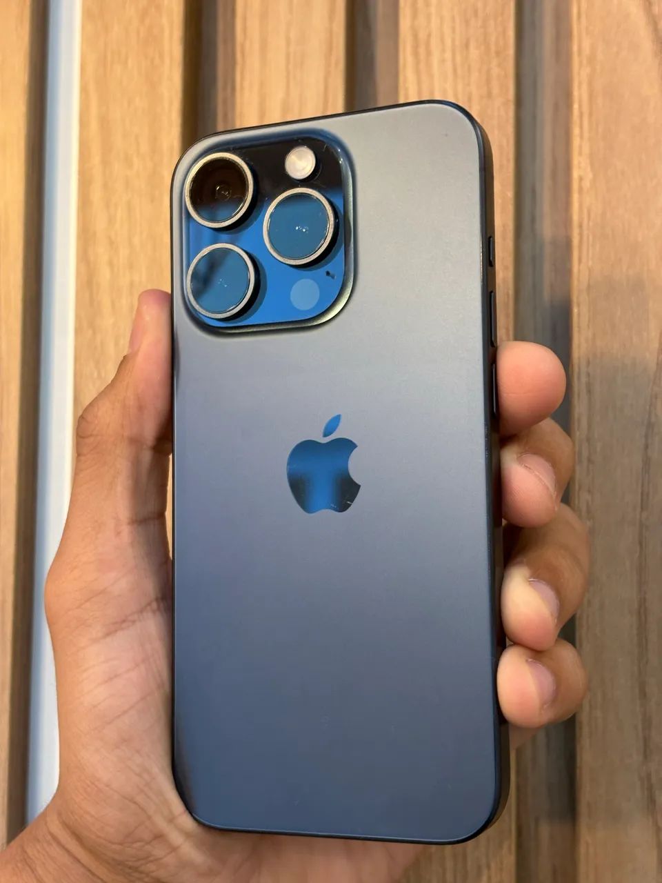 iPhone 15 pro 128gb 