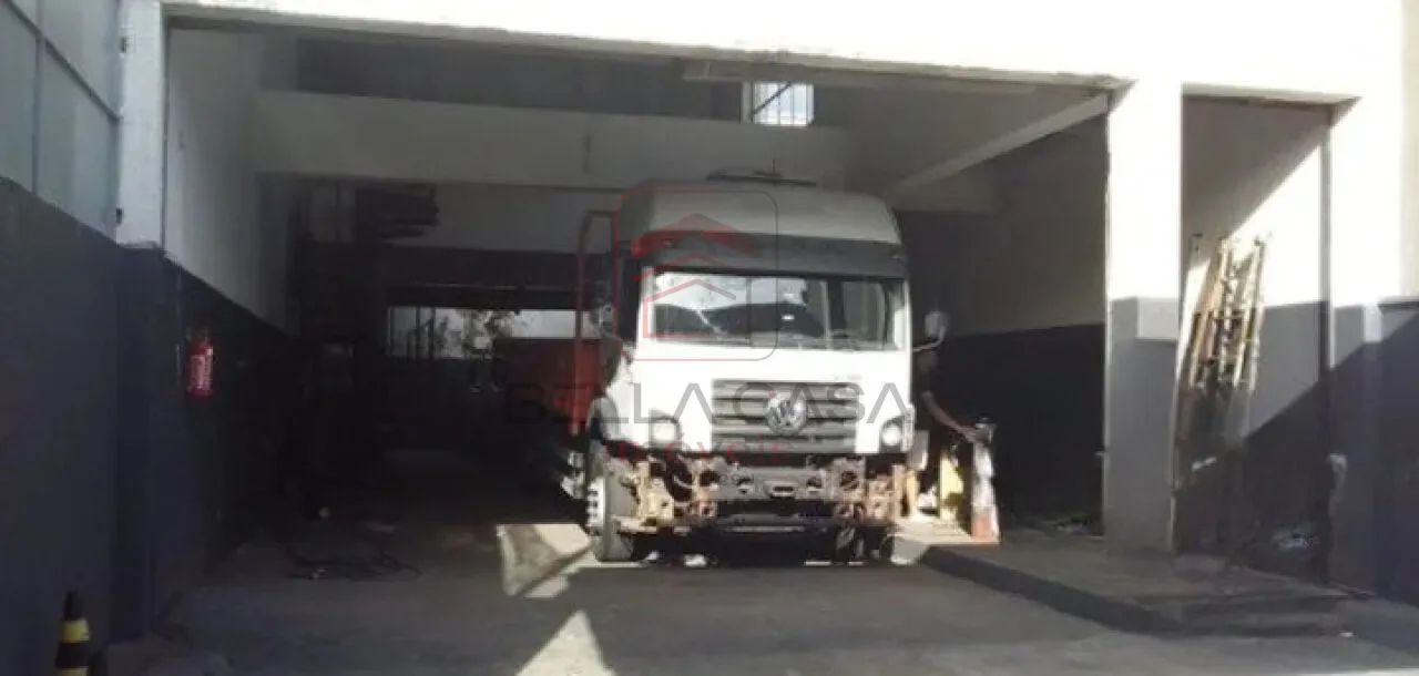 GALPÃO NA MOÓCA - PRONTO PARA ENTRAR - 216 M2 ÚTEIS