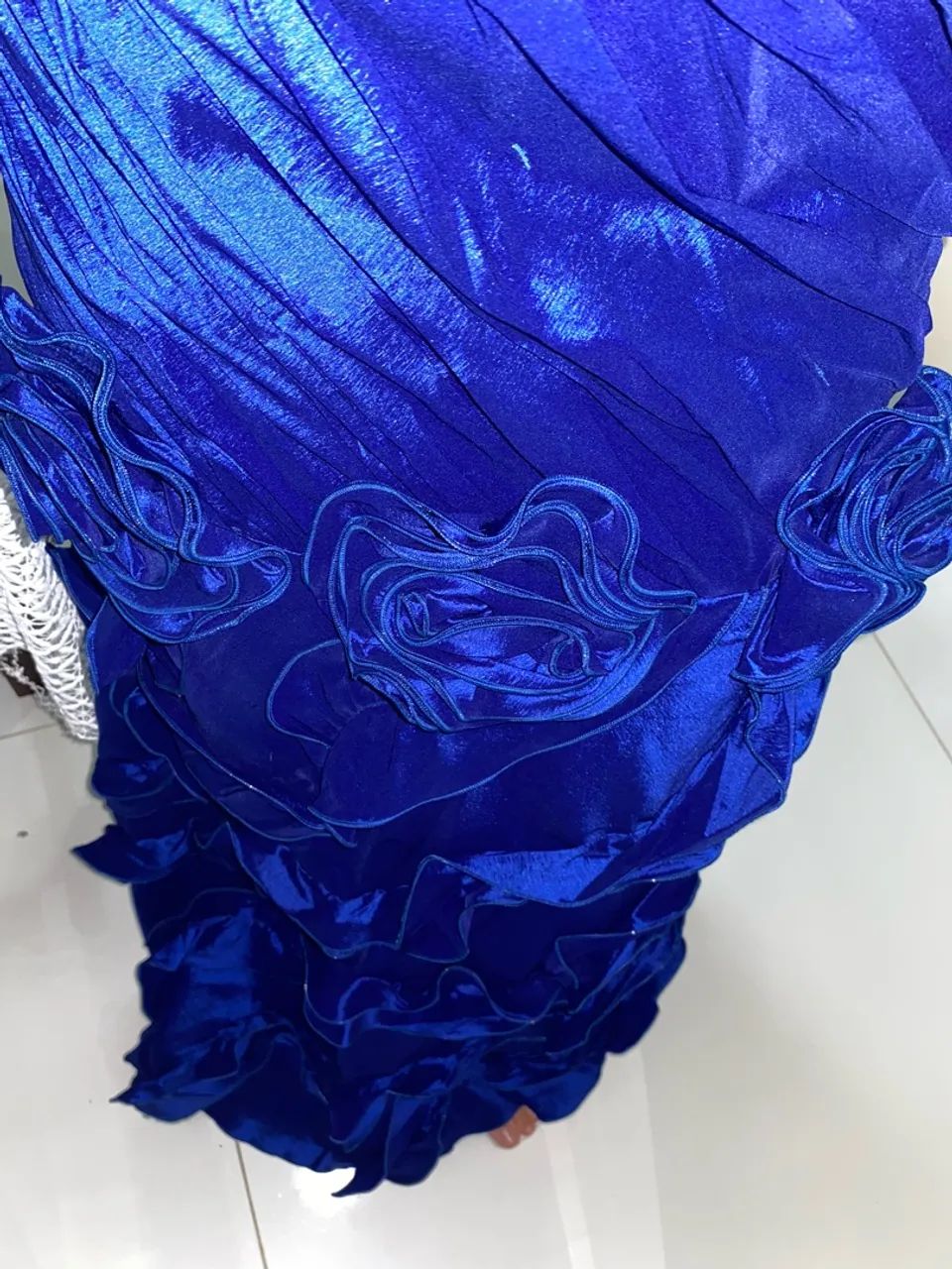 Vestido azul com flores  - Foto 4