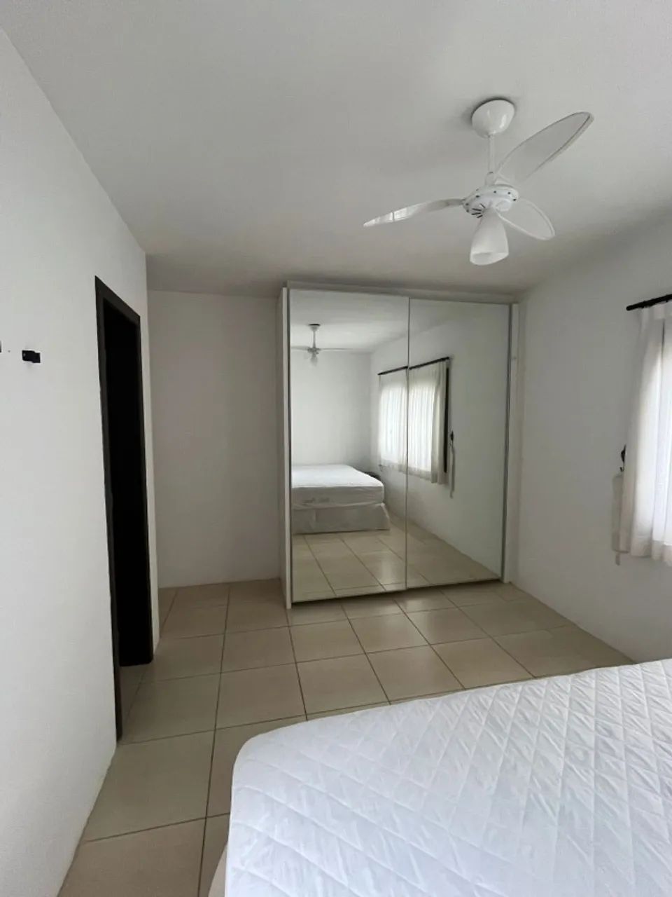 Excelente casa com 3 quartos (suíte) em Garopaba - bairro Ambrósio - Foto 4