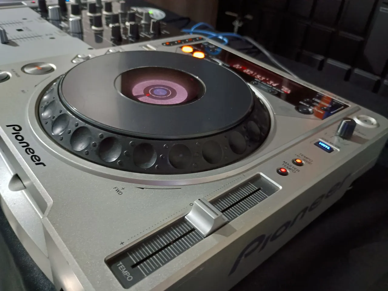 Kit Pionner 2 CDJs 350 + Mixer DJM 400 - Instrumentos musicais