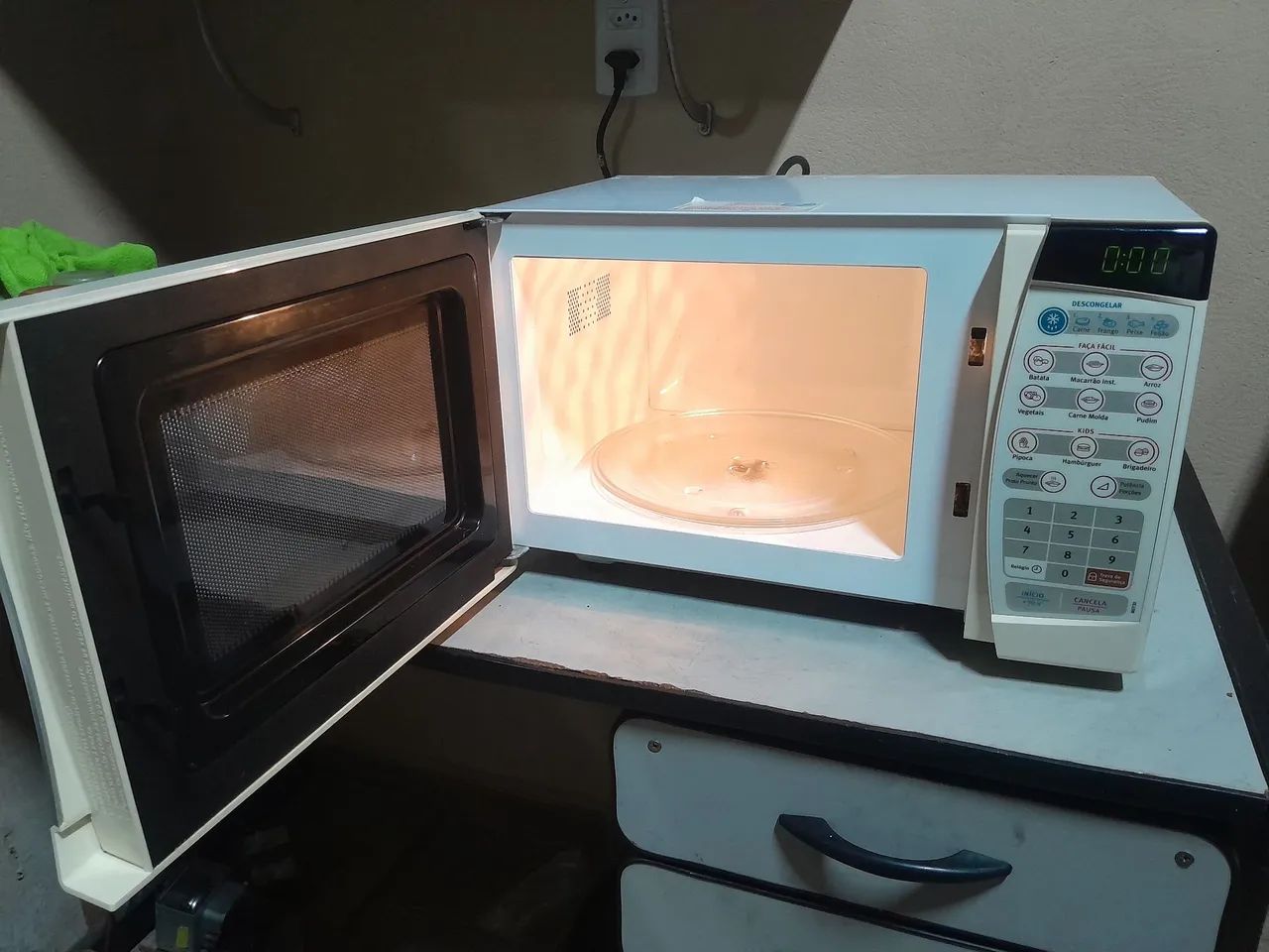 Microondas Electrolux 127v - 20 L - Foto 2
