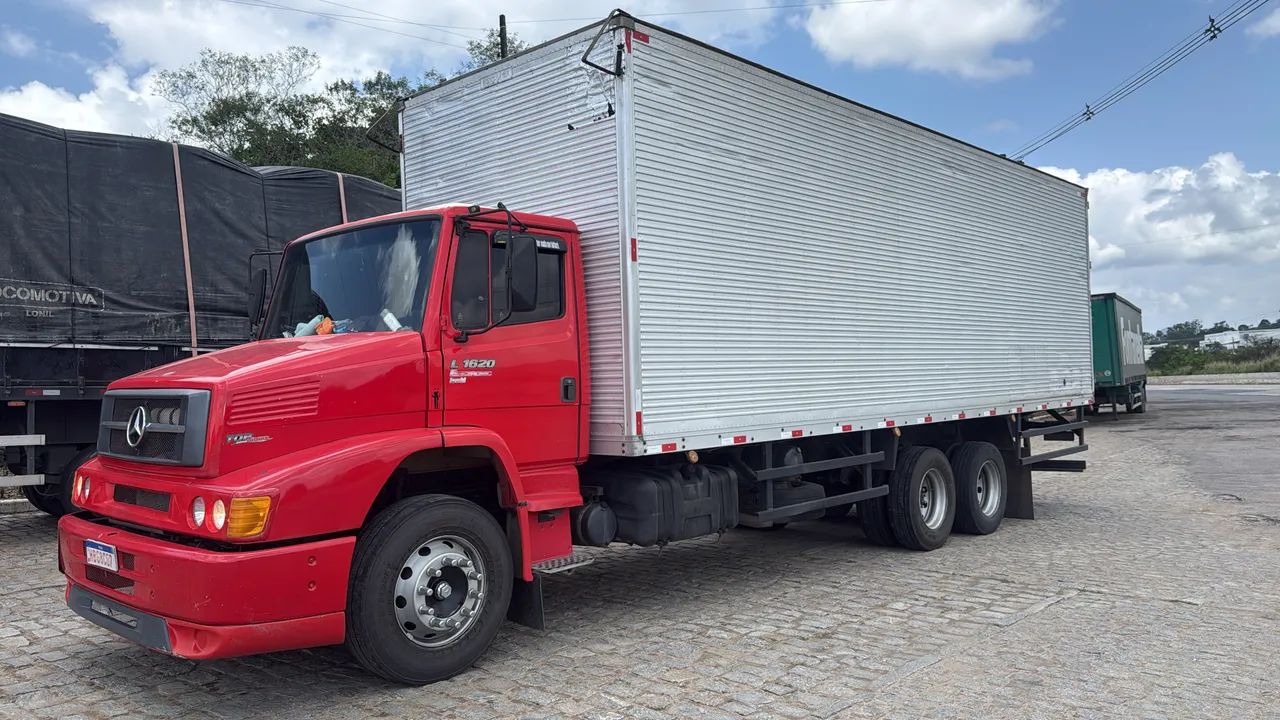 L1620 eletrônico ano 2011  *
