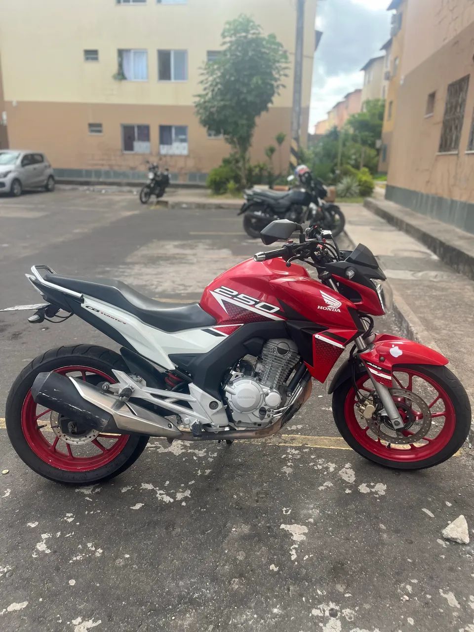 Cb Twister 250 abs - Foto 2