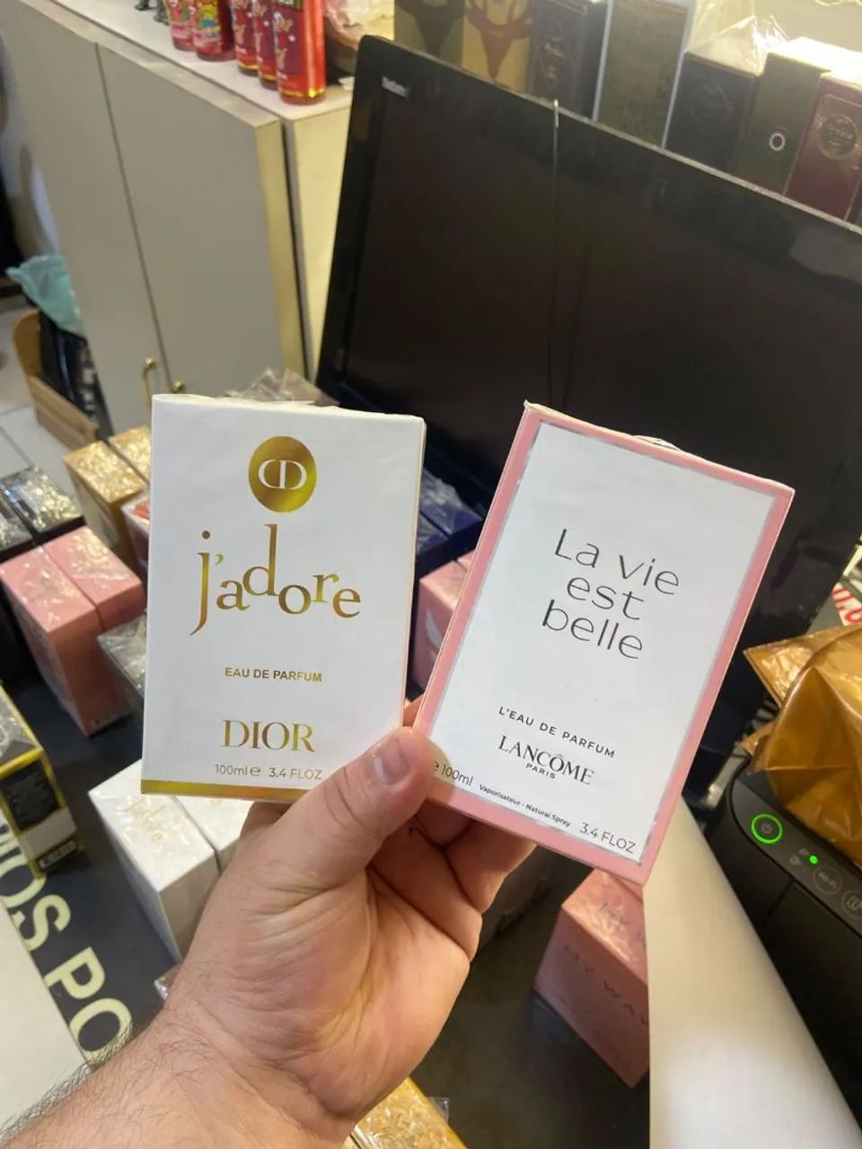 perfumes dois por 60$  - Foto 3