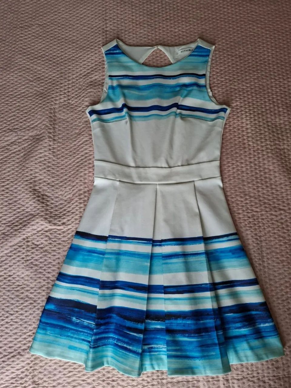 Vestido Authoria num.PP(veste 12/14 anos)