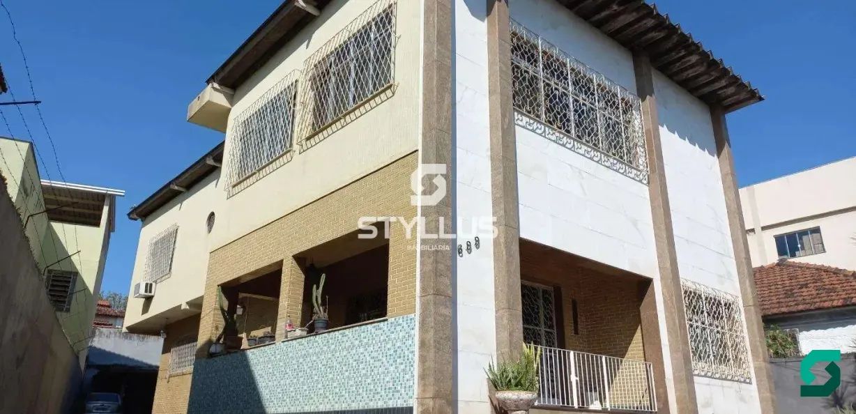 Maria da Graça | Casa 4 quartos, sendo 2 suites