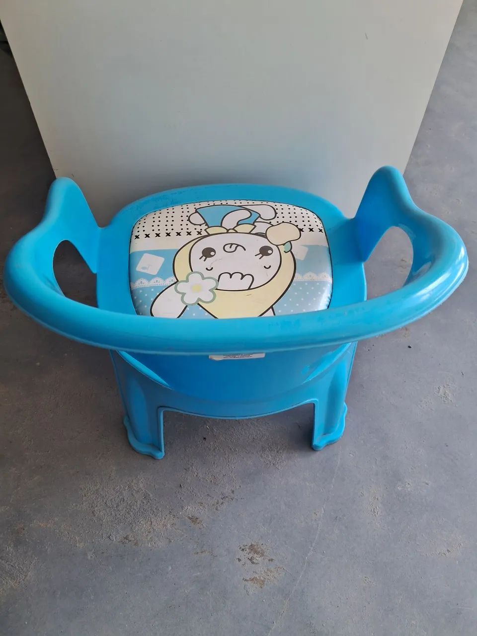 CADEIRA INFANTIL FERRO E PLÁSTICO  - Foto 2