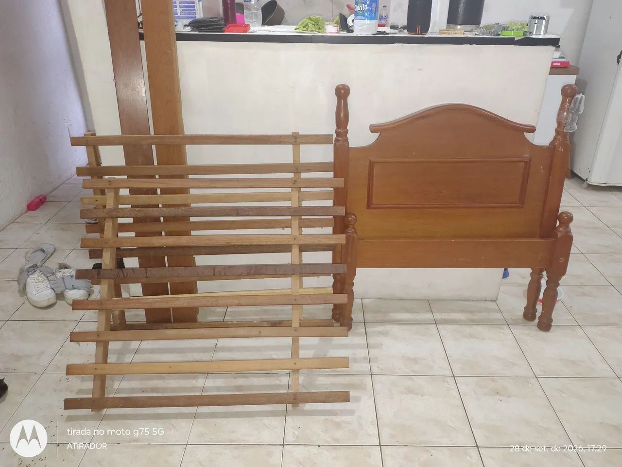 BASE DE MADEIRA PARA CAMA DE SOLTEIRO