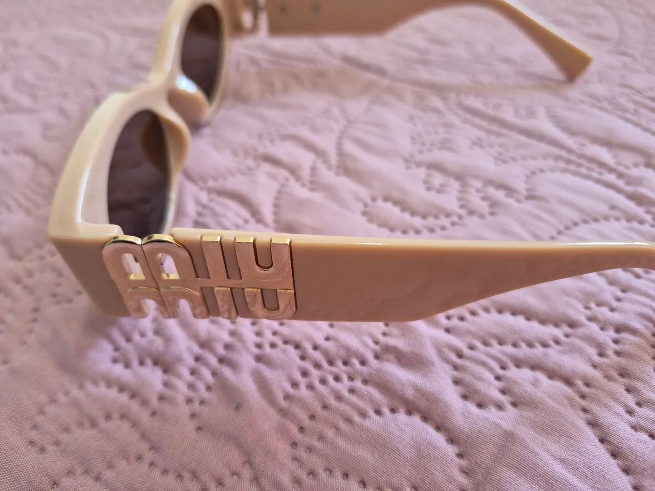 Óculos de sol miu miu  - Foto 3