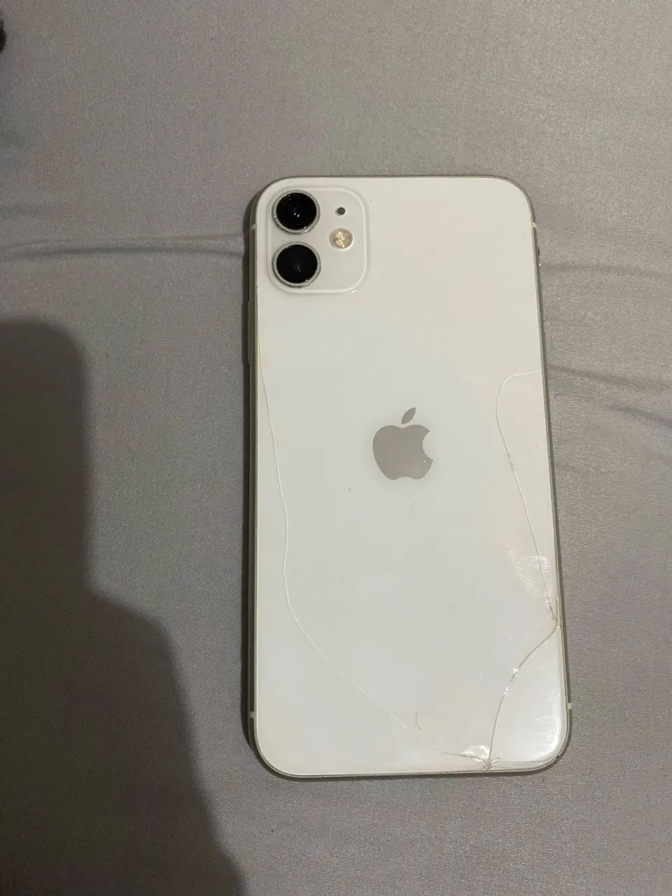 Vende-se celular iPhone 11  - Foto 4