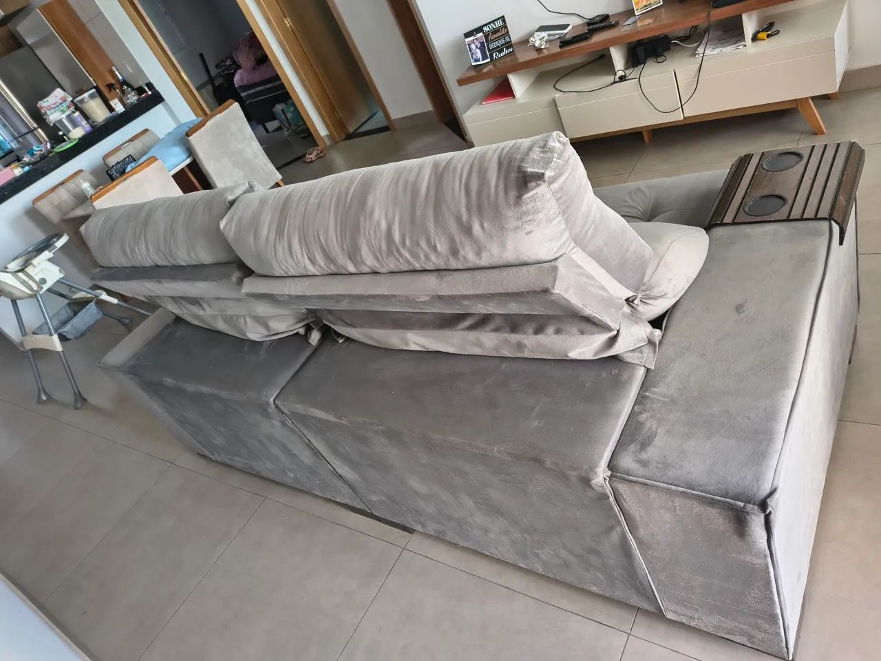 Sofa retrátil reclinável bem conservado  - Foto 2