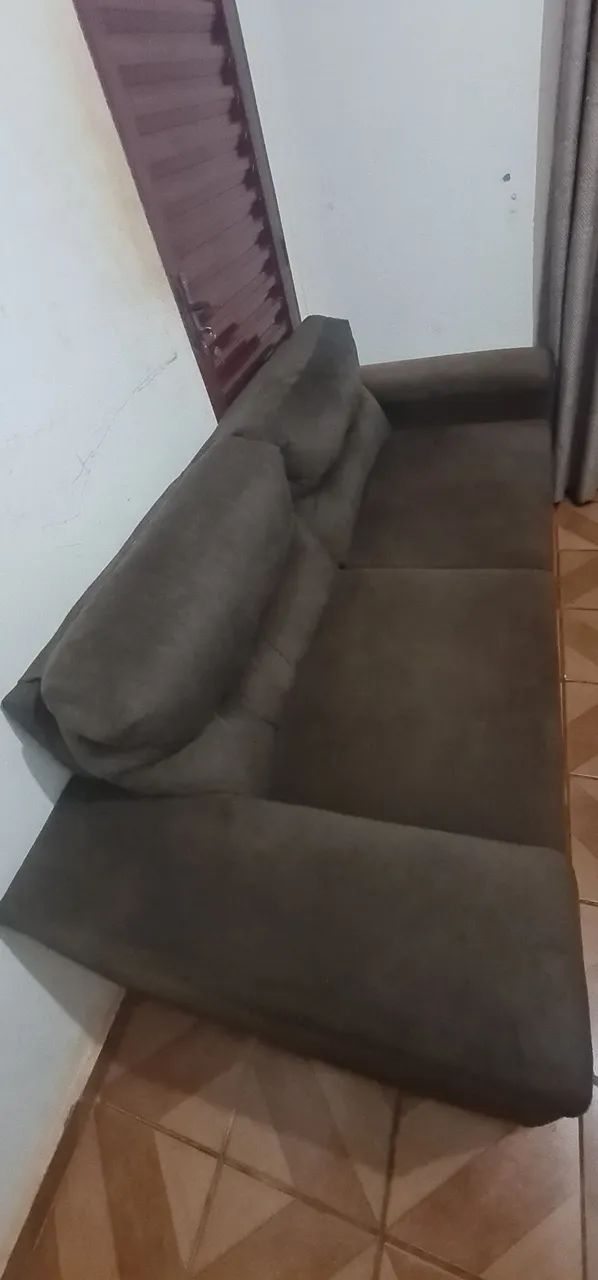 Vendo: sofá três lugares  - Foto 3
