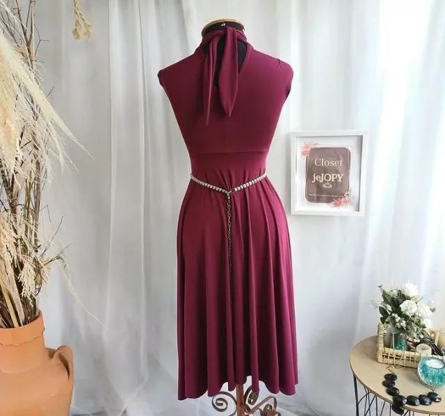 Vestido Vinho Elegante  - Foto 3