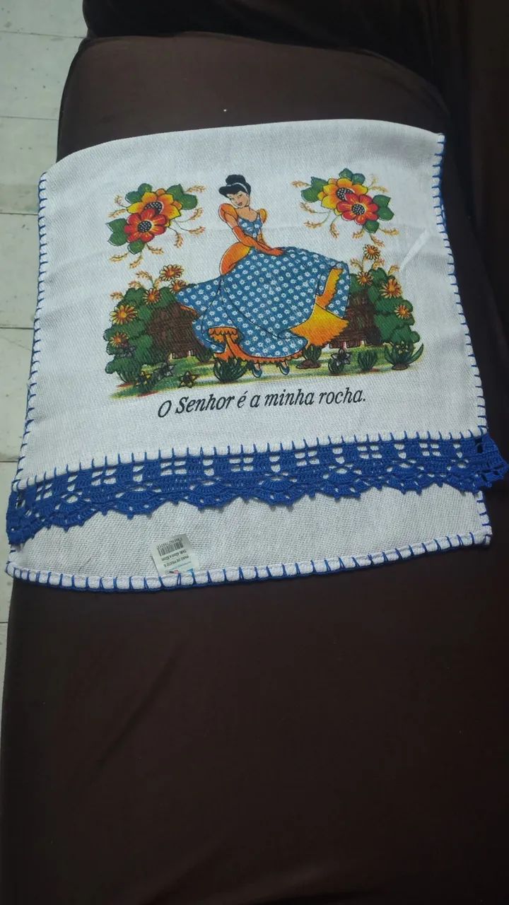 Pano de prato com o bico de Crochê ?