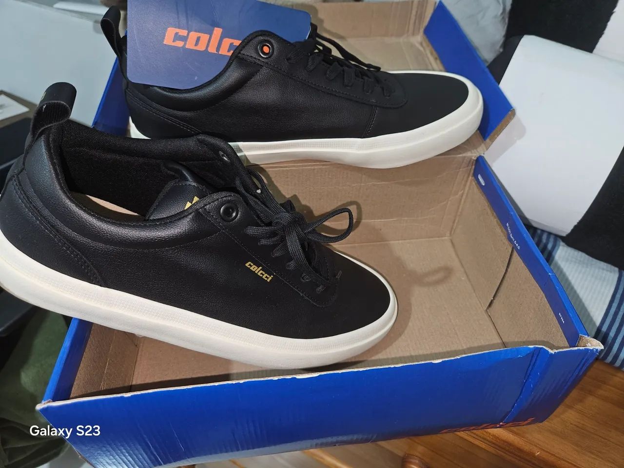 Tênis Colcci - couro original - WhatsApp- * - Foto 2