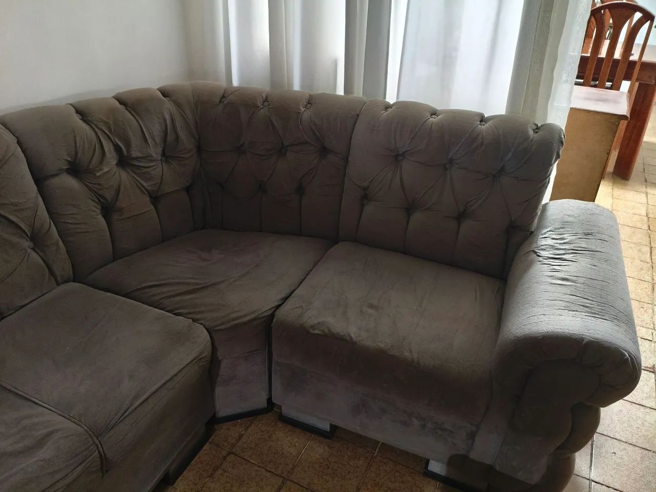 Sofá em L - 5 Lugares.