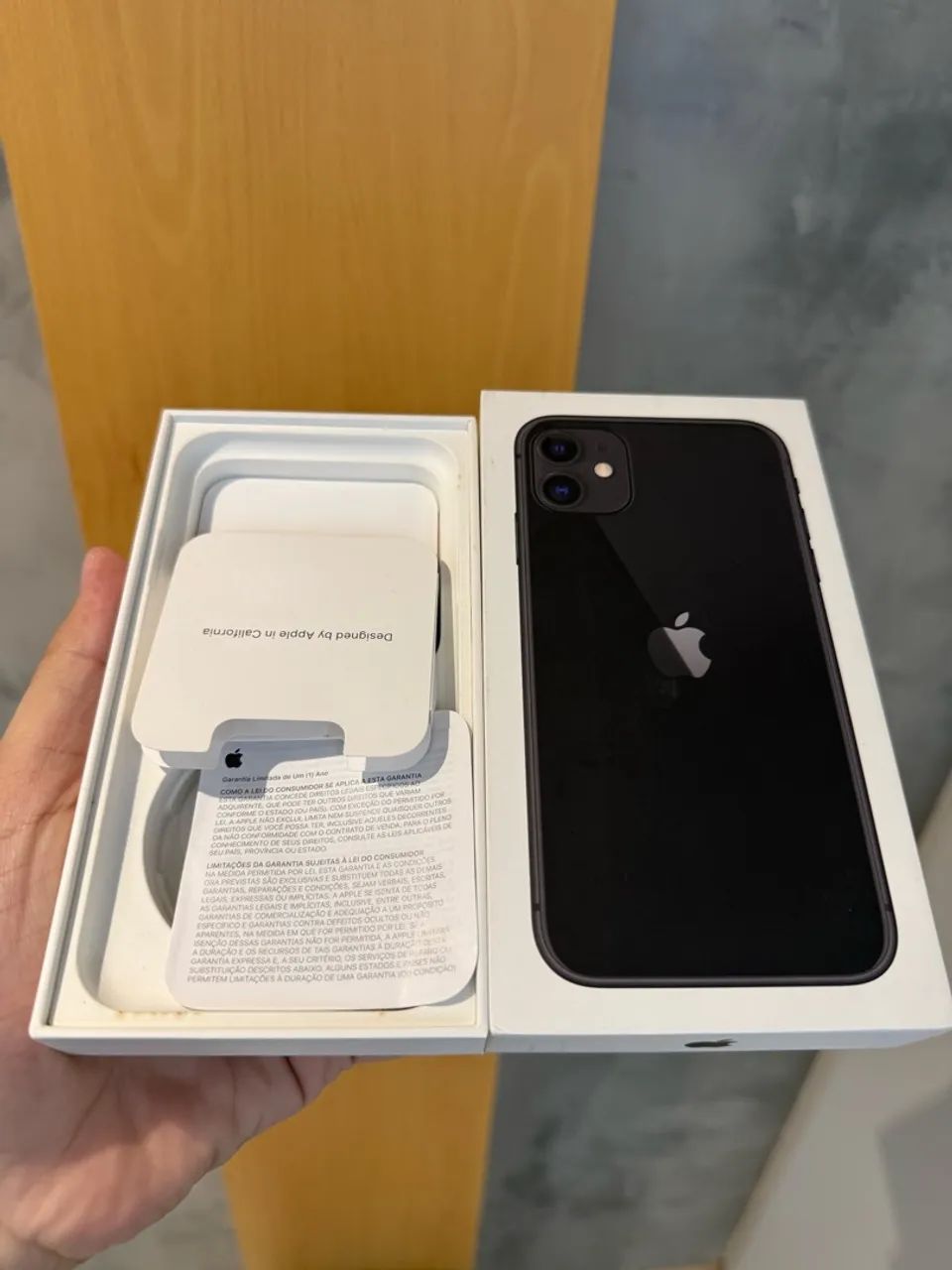 Caixa de iPhone 11 128GB Preto  - Foto 2