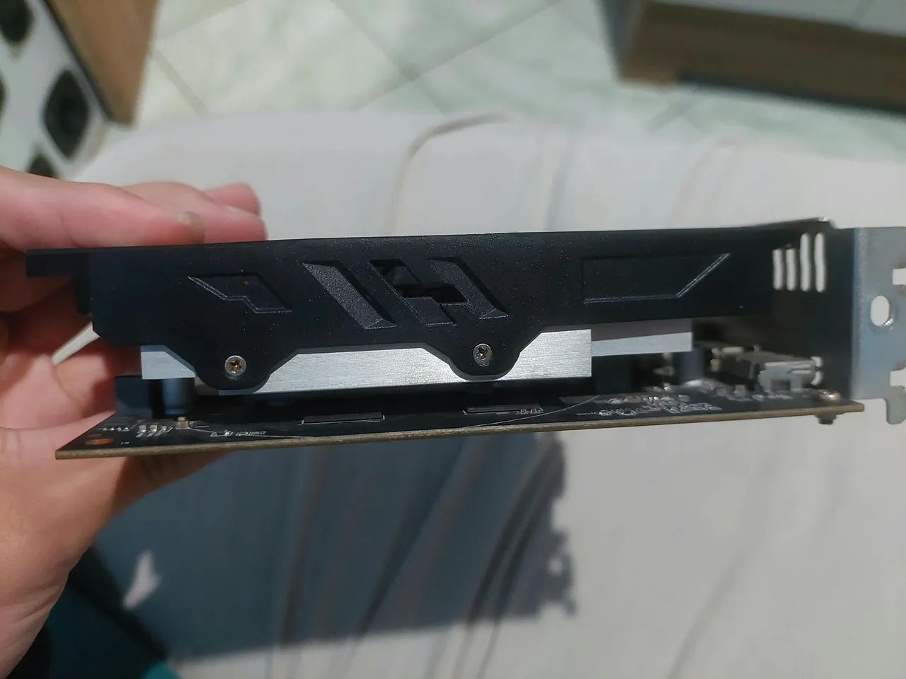 vendo rx 550 4gb ddr5 - Foto 4