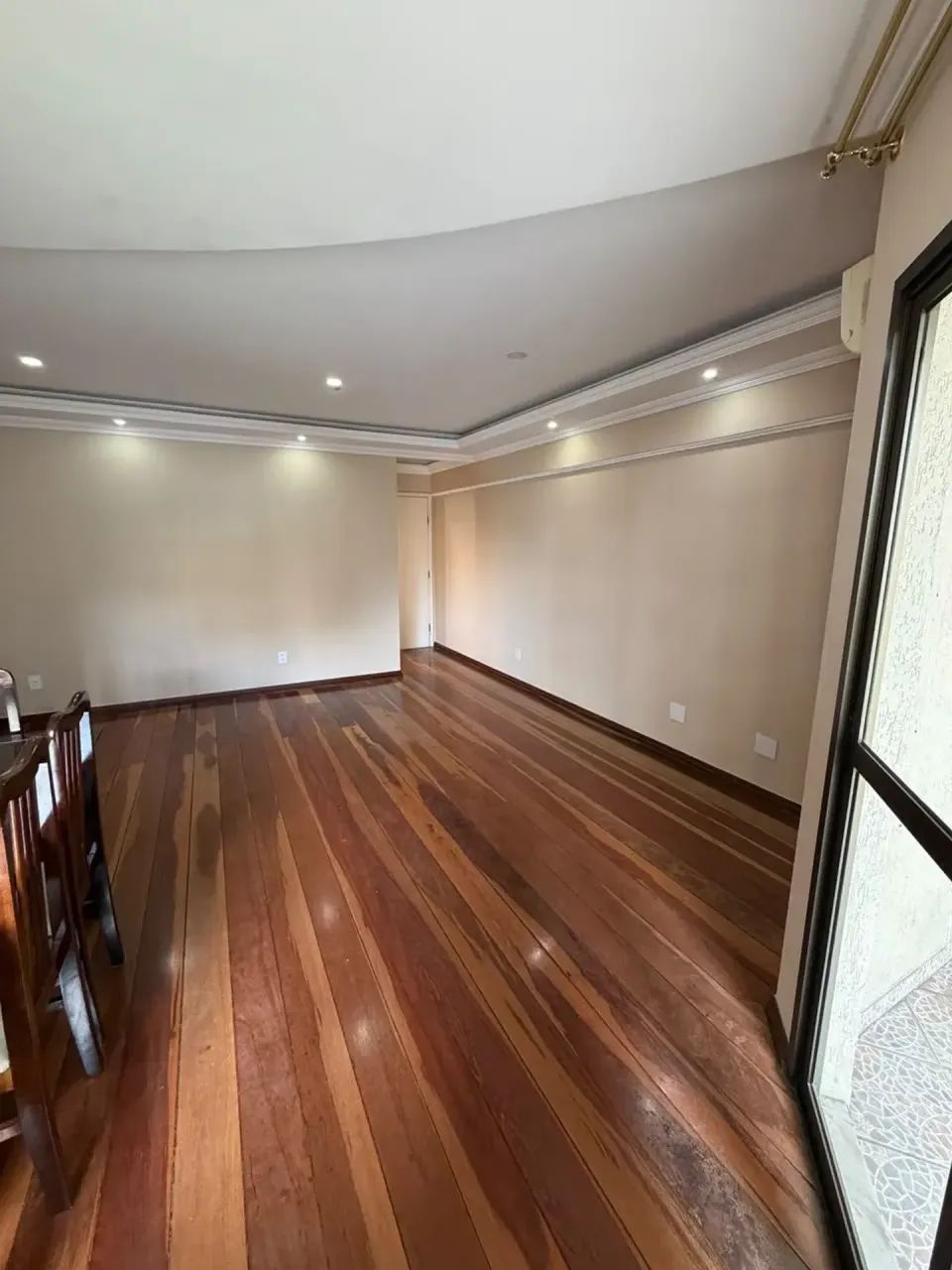 Apartamento todo reformado com 3 quartos - Foto 2