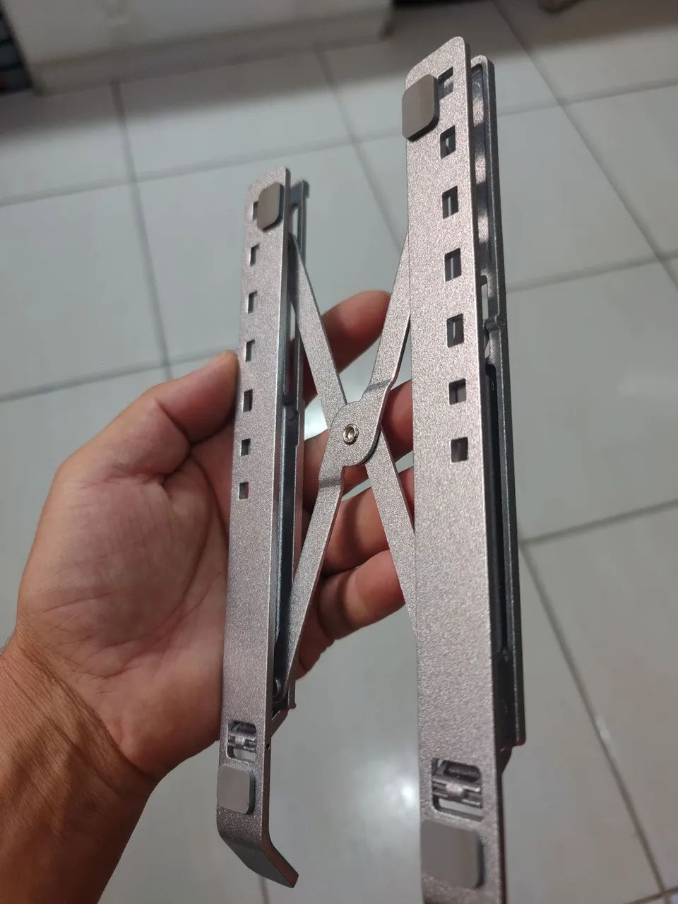Suporte notebook alumínio de alta qualidade - Foto 2