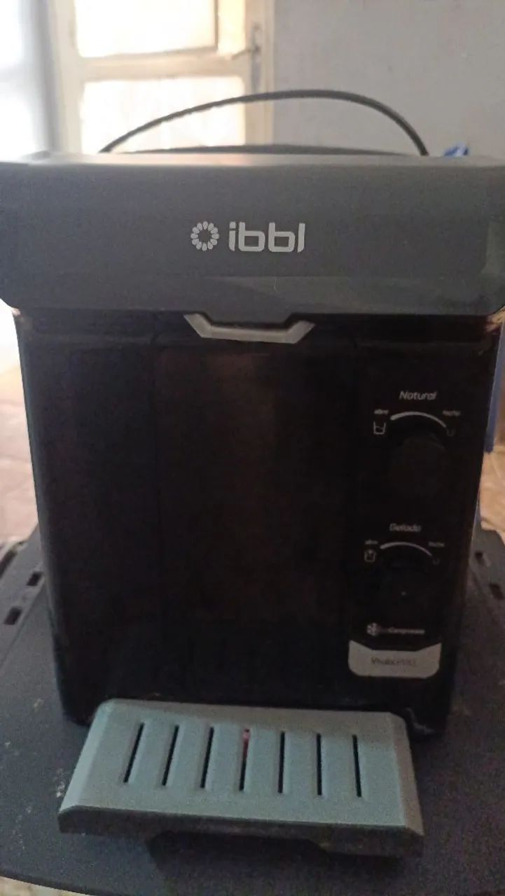Bebedouro natural e gelado com compressor 110v