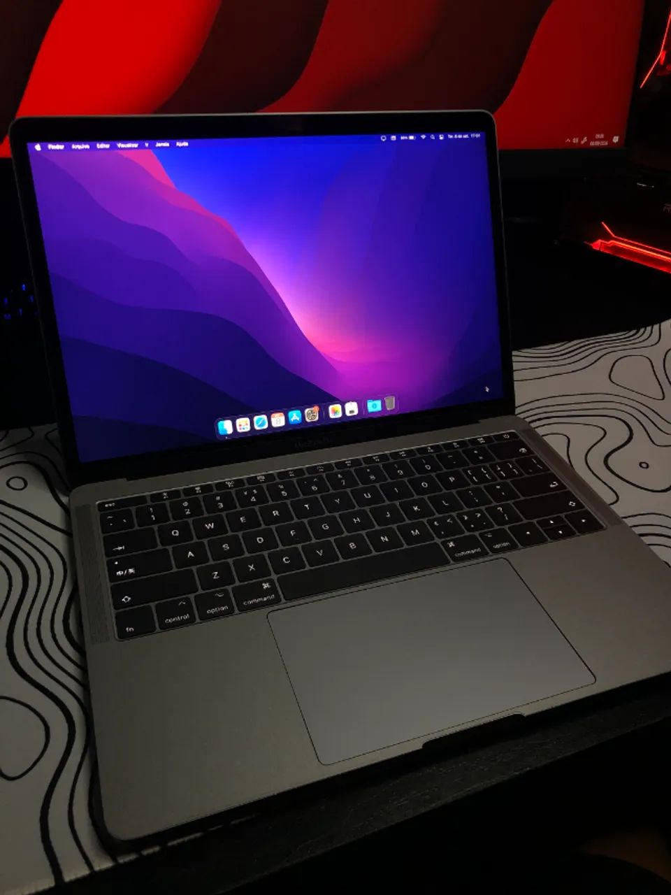 MacBook Pro A1708 13 Polegadas,  8gb ram SSD 256gb I5 - Foto 2