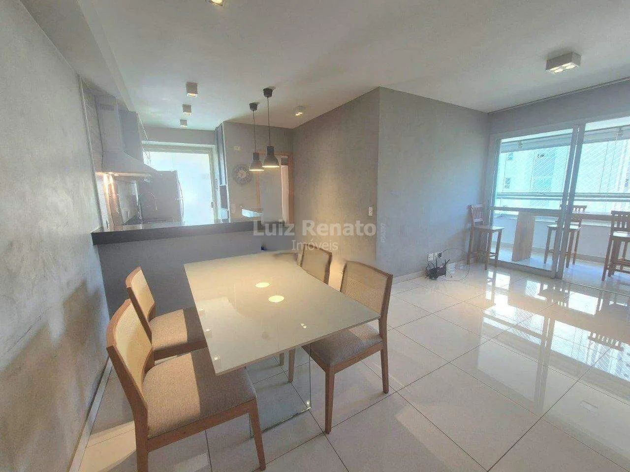 Apartamento com 3 Quartos para alugar Semi-Mobiliado no Vila da Serra