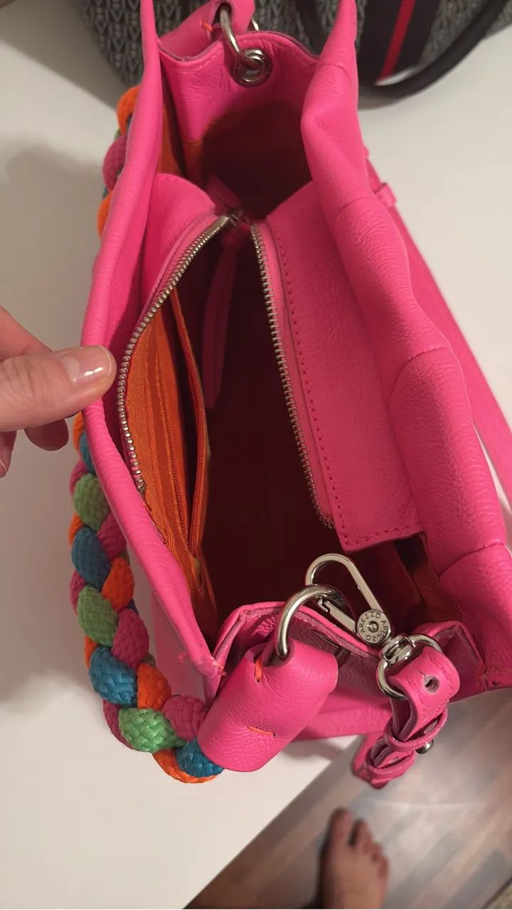Bolsa Arezzo rosa  - Foto 3