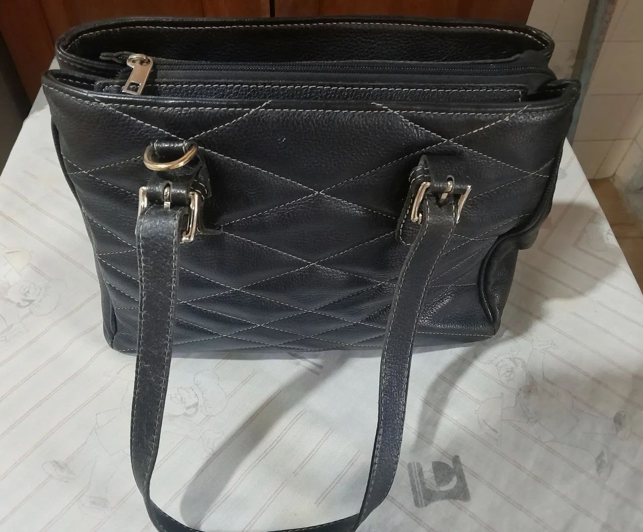 Bolsa de ombro ( couro legitimo)