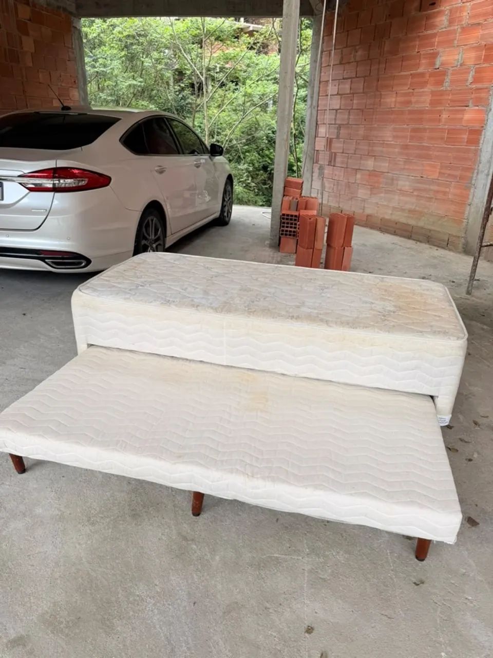 Cama box solteiro com auxiliar 400