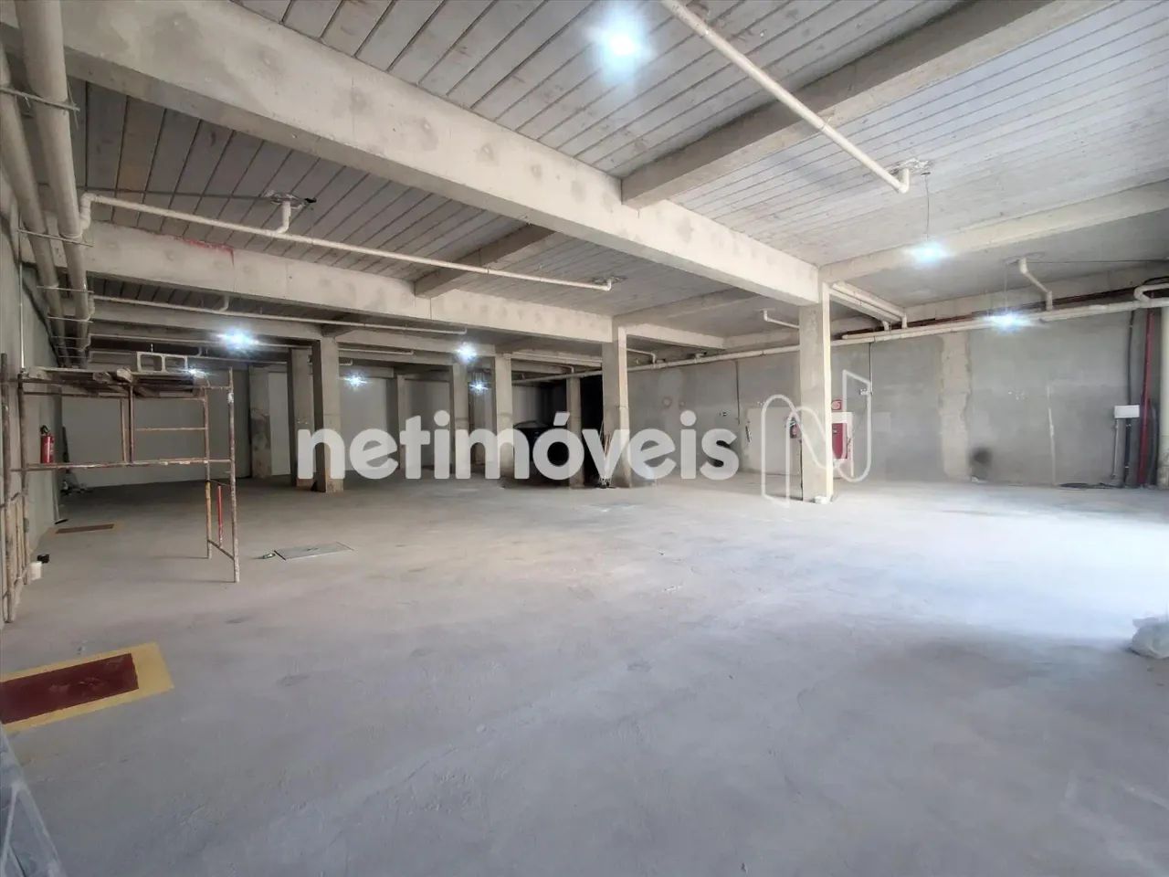 Loja para alugar no bairro Coração Eucarístico, com 142 m²; de área e 02 vagas - Foto 3