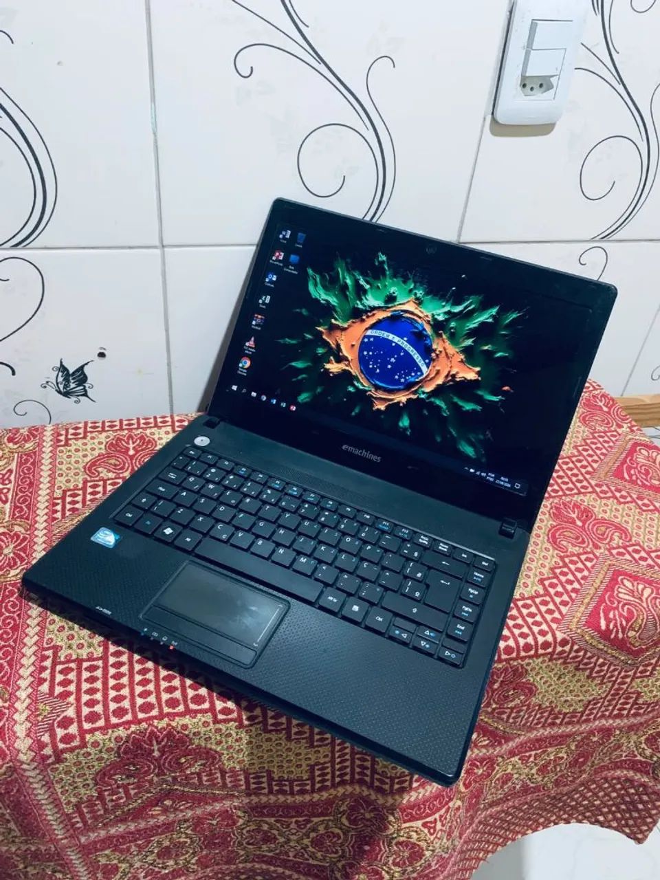 Notebook Acer / Intel / 6GB RAM / HD 320GB C/ Windows 10 - Foto 2