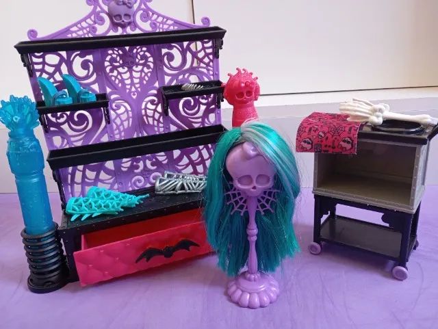 Monster High estúdio crie seu monstro - Foto 2
