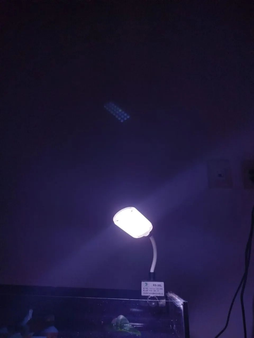 Lanterna bivolt Aquário  - Foto 3