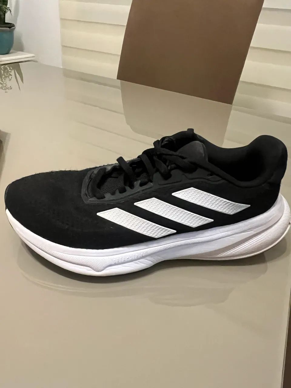 TÊNIS ADIDAS RESPONSE SUPER - Calçados Esportivos - Glória